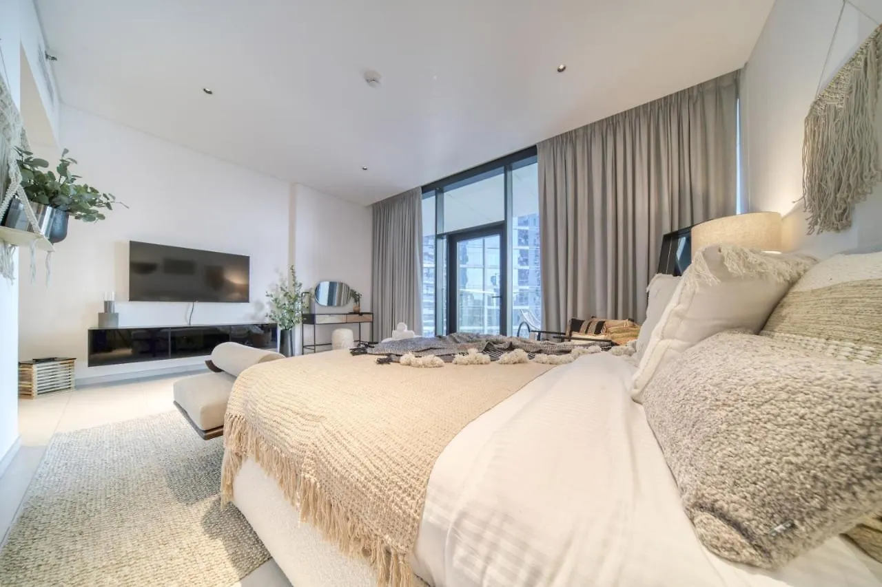 Marquise Square, Business Bay Dubai - Mint Stay 0*,  United Arab Emirates