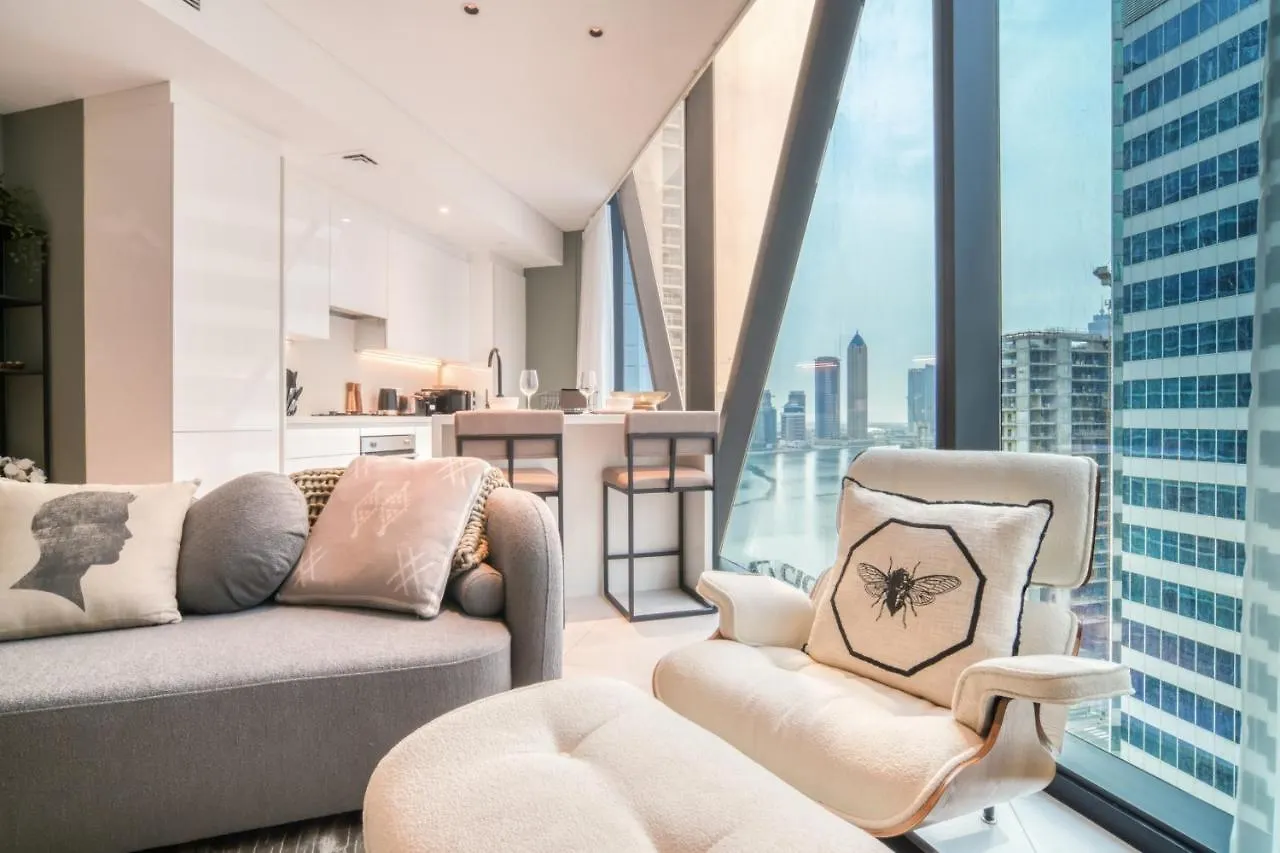 Marquise Square, Business Bay Dubai - Mint Stay Apartment