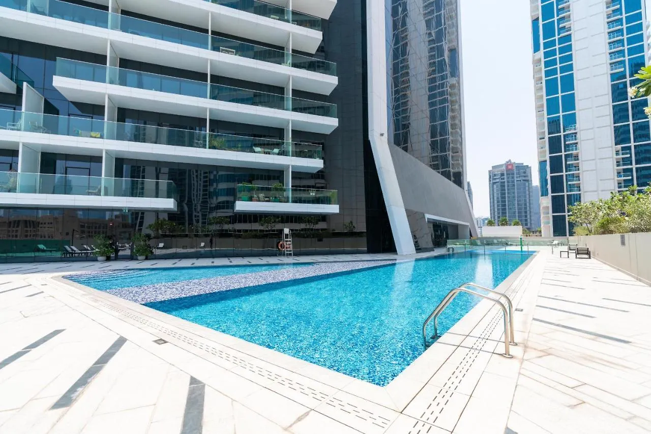 Apartment Marquise Square, Business Bay Dubai - Mint Stay