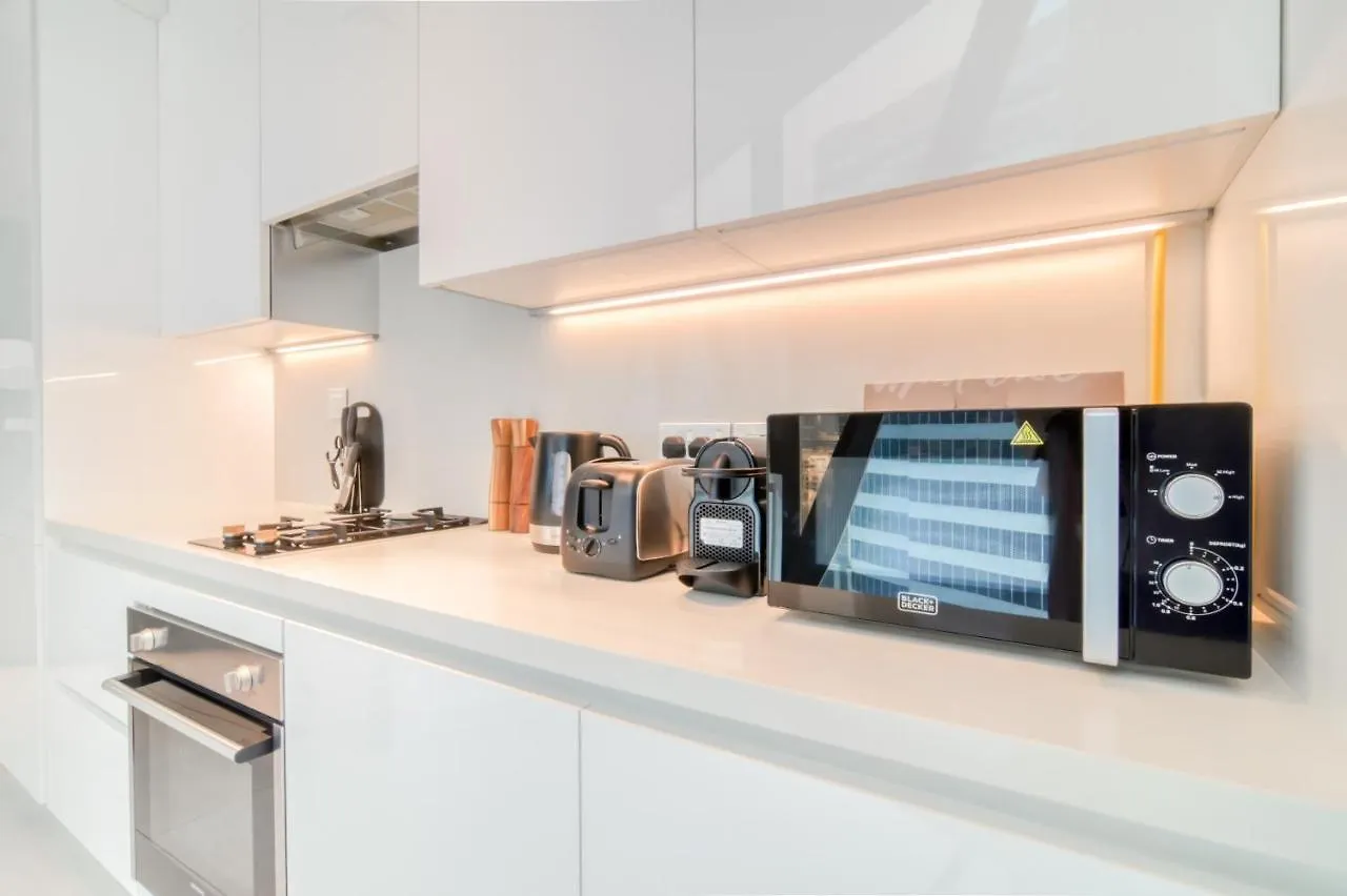 Apartment Marquise Square, Business Bay Dubai - Mint Stay