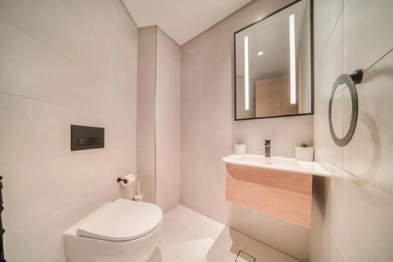 Apartment Marquise Square, Business Bay Dubai - Mint Stay